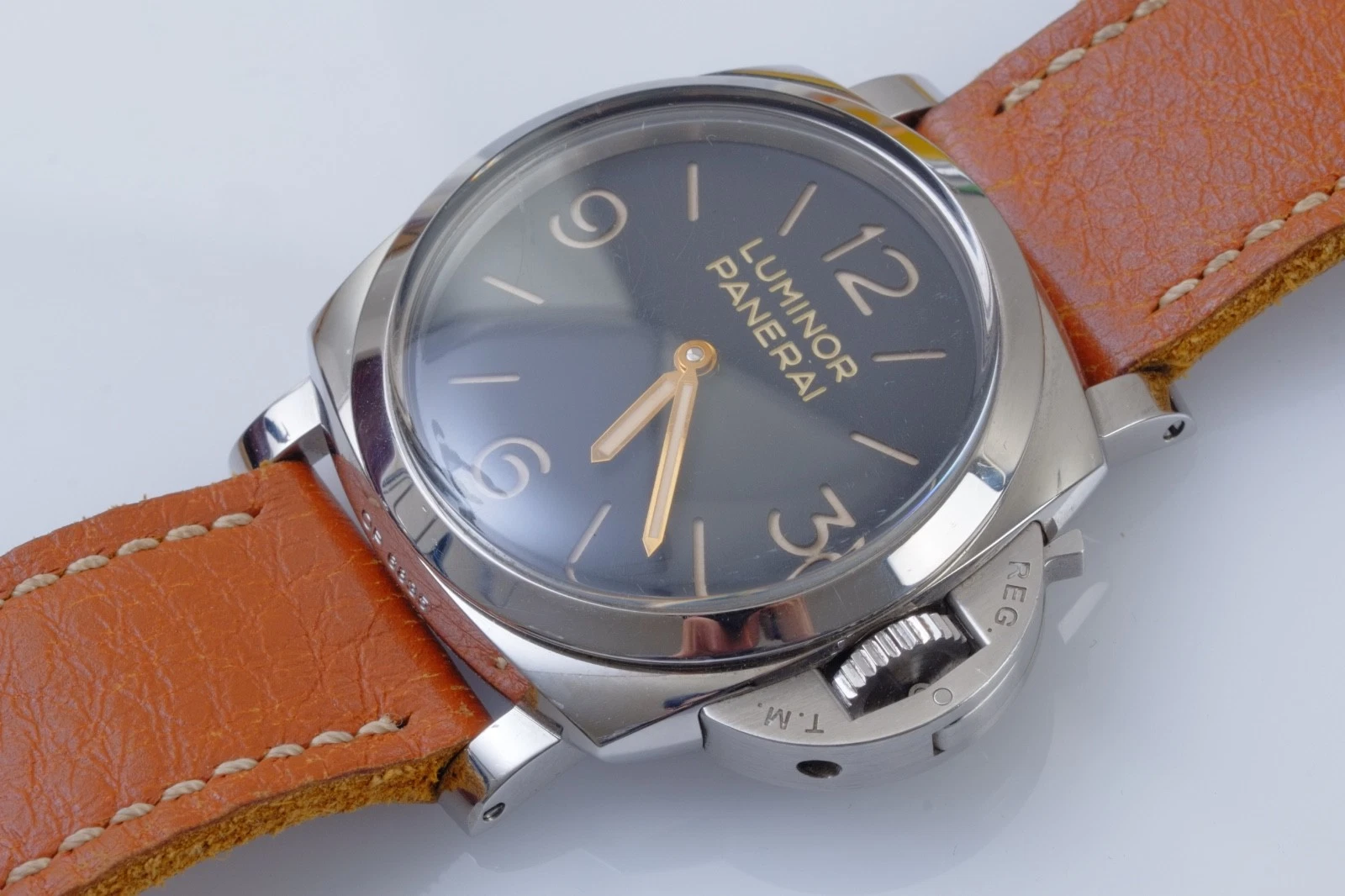Panerai — Panerai Luminor PAM372 Near Mint