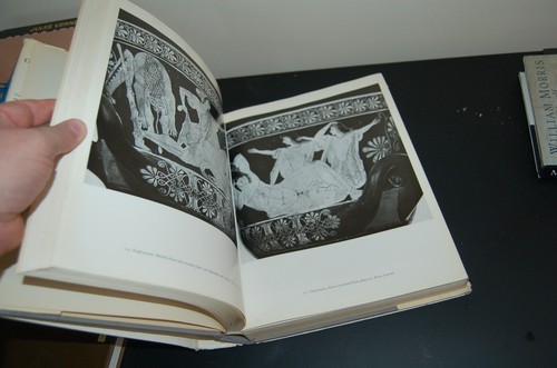 1962 HISTORY OF GREEK VASE PAINTING HARDCOVER BOOK Thames and Hudson - Foto 3 di 12