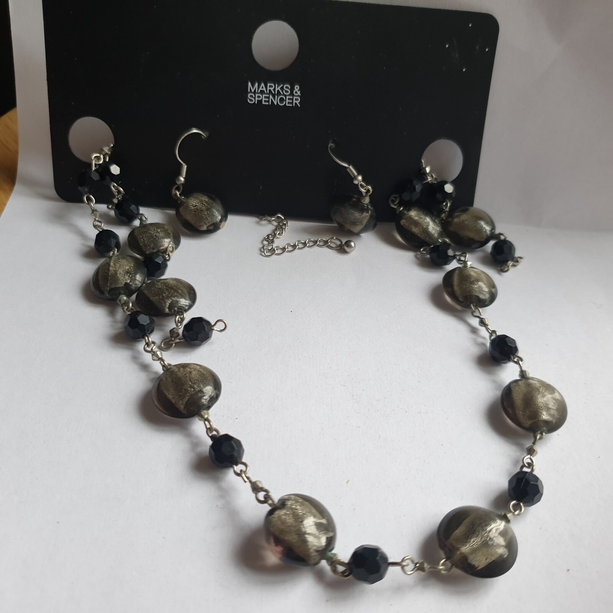 M&S Green Necklace Earrings Set Pireced Ears Beaded Retro New