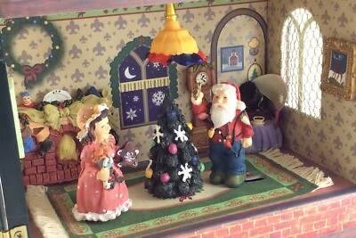 Holiday Classics Collections Holiday Musical House Light Up