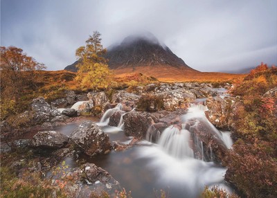 Selbstklebende Tapete Autumn in the Glencoe