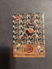 1992-93 Fleer Ultra Basketball All Rookie Series Shaquille O'Neal Magic Card #7