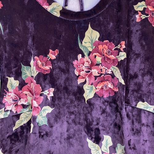 Altar'd State Damen Samt Blumen Skater Kleid Medium dunkellila Whimsigoth - Bild 2 von 13
