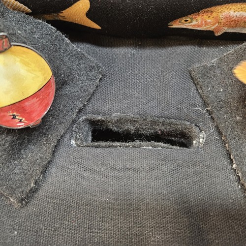 Tissue Box Cover Fishing Sofa Fish Couch Padded Cushions Ocean Theme Decor 9x5x4 - Picture 6 of 16