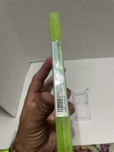 Madden NFL 15 (Microsoft Xbox 360, 2014) NEW - See Pics-Slight Rip In Plastic - Picture 4 of 6