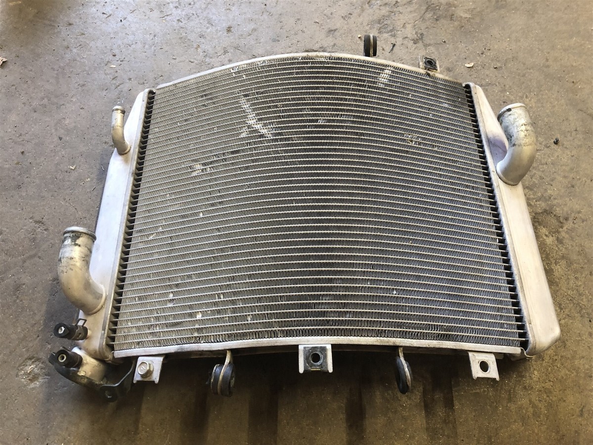 2004 Kawasaki Ninja 636 New Radiator For Kawasaki Ninja ZX6R ZX636