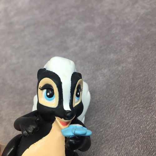 Disney Bambi's Flower The Stinktierfigur/Spielzeug 3" - Bild 6 von 8