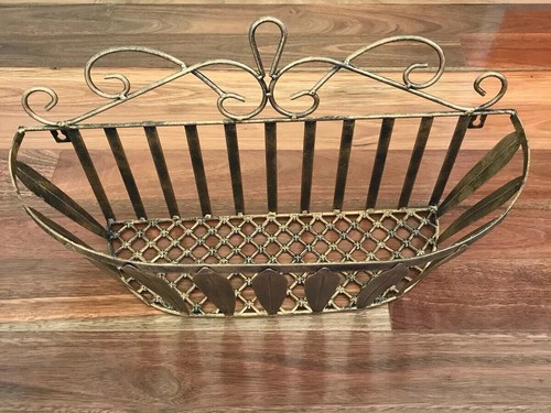 Country Style FlowerPot Plant Holder Rack Wall mounted Window Box Brass Set of 2 - Picture 9 of 9