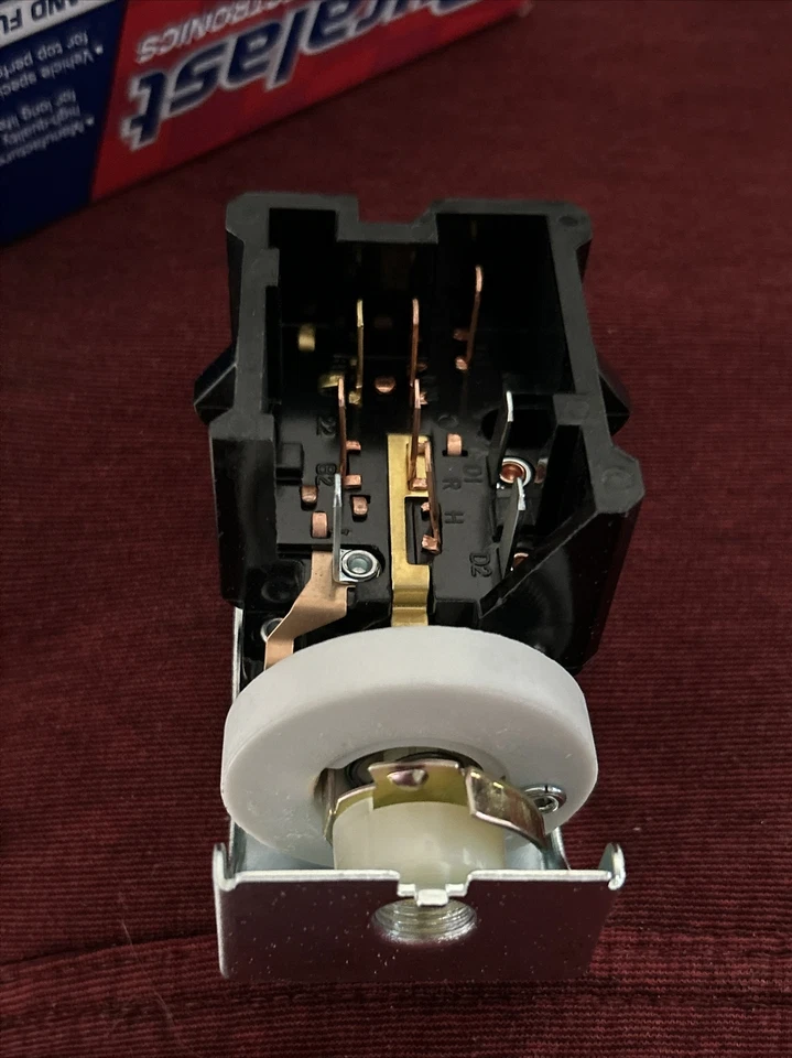 Interruptor atenuador de faros Ford F250 1994 Foto 3 de 4