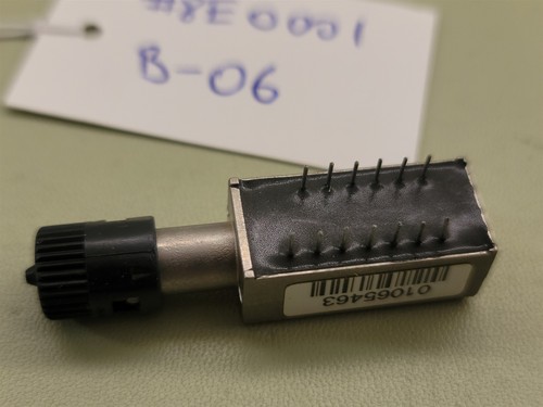 Conector receptor MO óptico moldeado TYCO AMP 269052-1 270mb/s 1300nm - Nuevo - Imagen 4 de 5