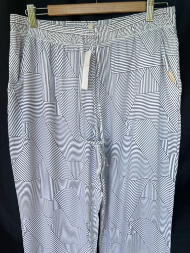 Cotton On Loungewear Pant BNWT Sz XL White/ Grey print, soft w pockets - Picture 4 of 21
