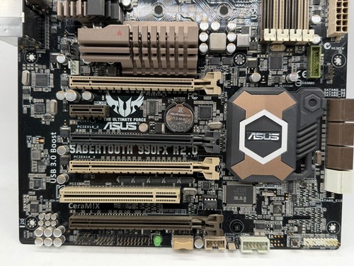 ASUS SABERTOOTH 990FX R2.0 DDR3 ATX AM3+ AMD FX-8350 - Photo 4/7