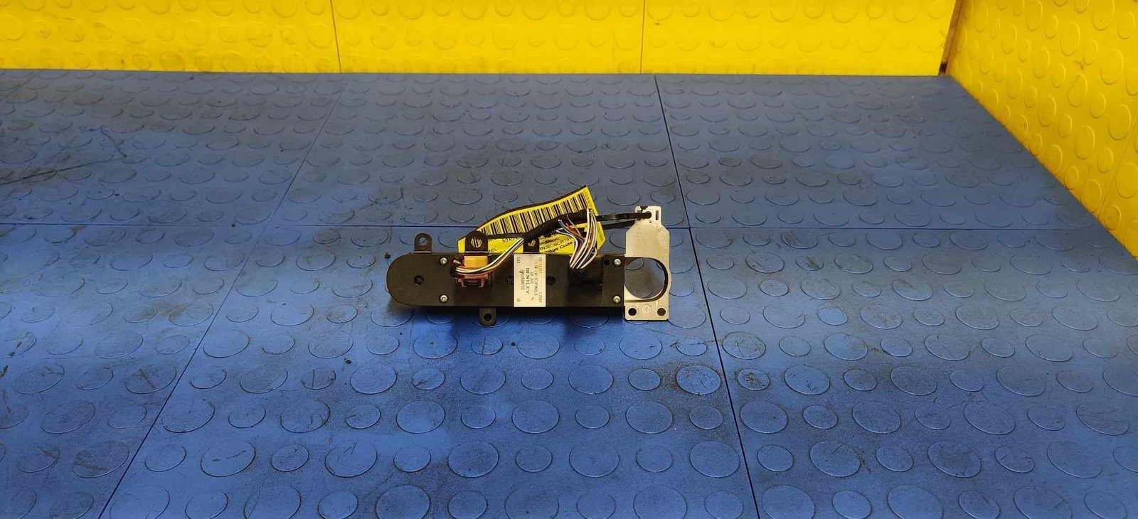 08 BENTLEY Continental GT Seat Heat & Hazard Light Switch Console OEM 3W0959676C
