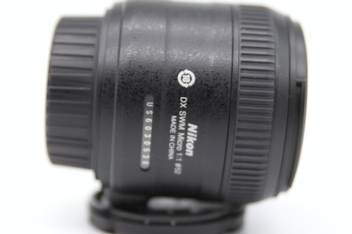 Nikon 40mm f/2.8G AF-S DX Micro-Nikkor Lens 2200 - Picture 7 of 11