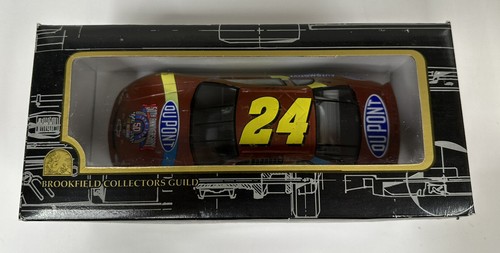 1997 Jeff Gordon 1:24 DuPont Brookfield Collectors Guild 50th Anniversary NASCAR - Picture 3 of 9
