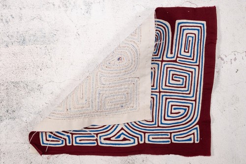 Maroon White Blue Duck Mola - Picture 6 of 10