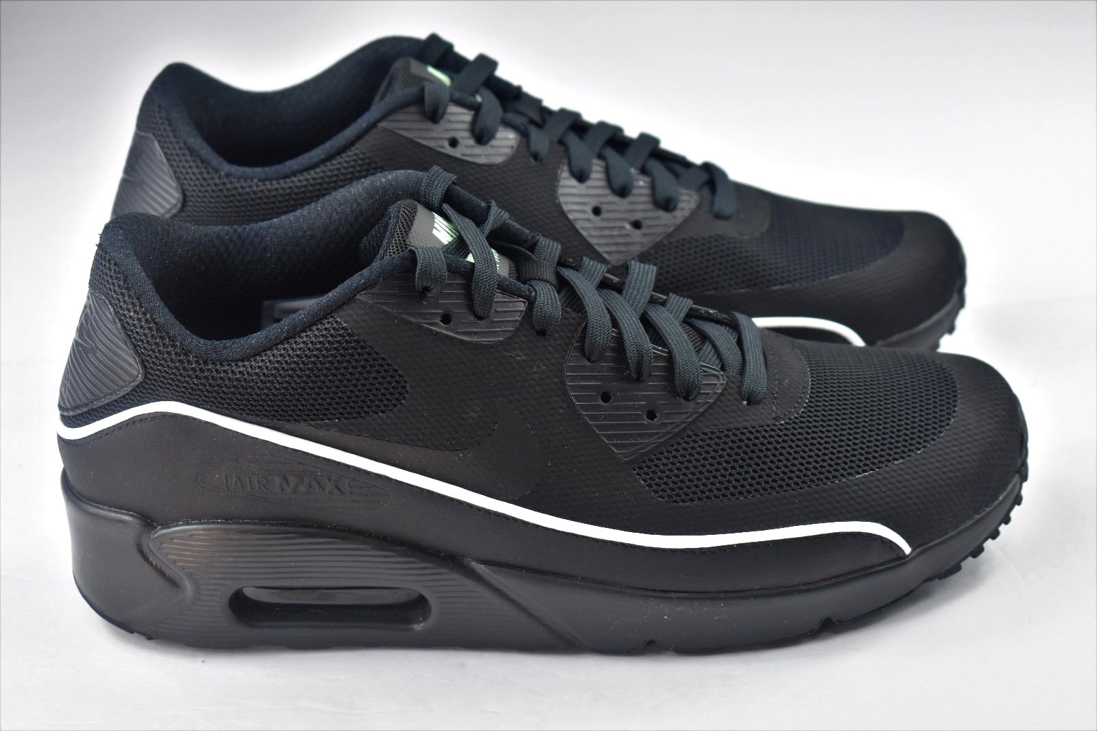 Nike air max 90 ultra essenziale Uomo taglia 10 scarpe 875695 009 nero di Uomota Nike air max 90 ultra essenziale Uomo taglia 10 scarpe 875695 009 nero di Uomota