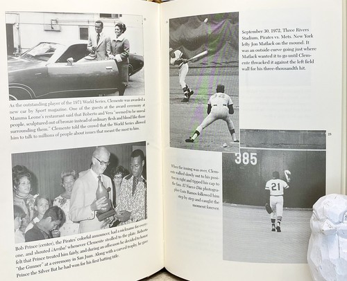 Clemente The Passion and Grace of Baseball's Last Hero SIGNED by David Maraniss - Picture 8 of 12