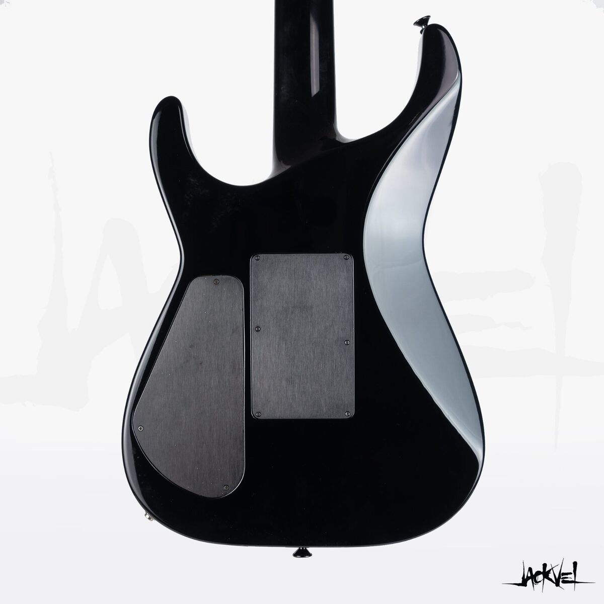 X Series Soloist™ Arch Top SLATX7Q MS | Guitars