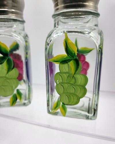 Studio Art Hand Painted Grapes 4 in Salt & Pepper Shakers Purple Red Green - Picture 11 of 20