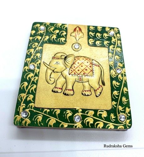 wooden mirror compact mirror bridesmaid gift handbag mirror Hand made painted - Picture 3 of 4