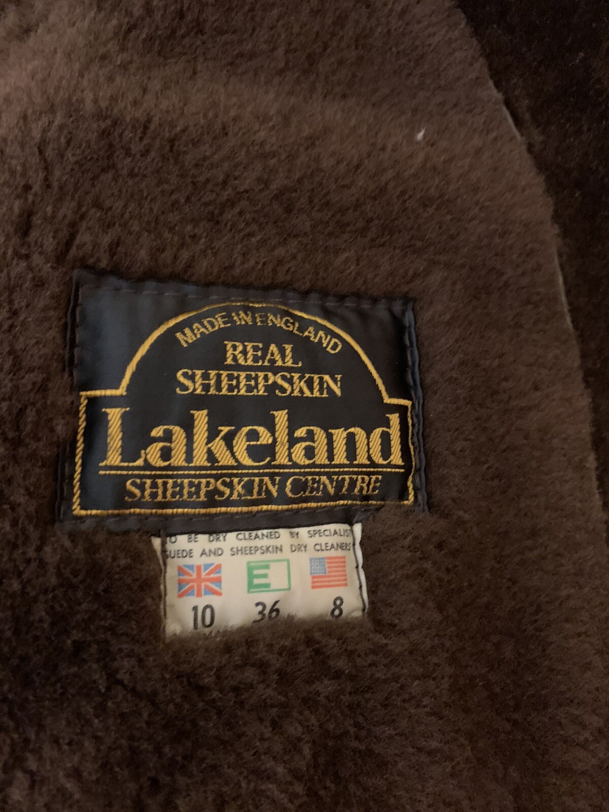 Lakeland Sheepskin Centre shearling coat Women Sz 8 M… Gem