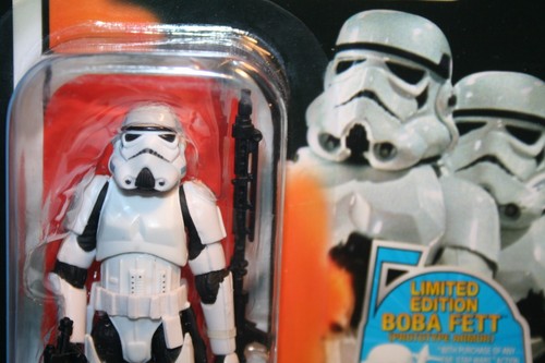 STAR WARS 2011 DE COLECCIÓN COLL COMO NUEVO EN TARJETA STORMTROOPER REVNG FIGURA ARMA HASBRO - Imagen 5 de 21