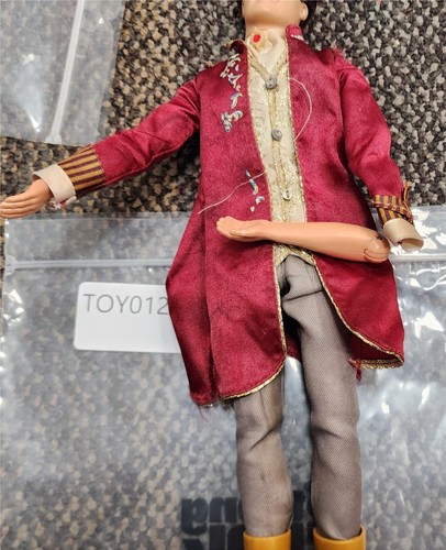 BOX049-TOY0123 - BARBIE KING DOMINICK 12" DOLL The Princess and The Pauper 2004 - Picture 6 of 6