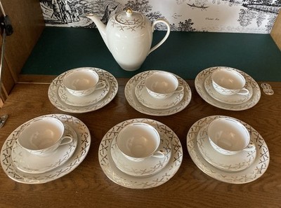 6 Kaffeegedecke plus Kanne beige goldene Zweige  Vintage - Rieber - 7517 (26)