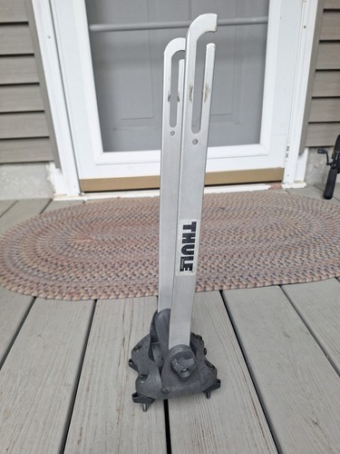 THULE Wheel-On Quick-Release Bike Wheel Holder P/N 593 Roof Fork Mount - ONE