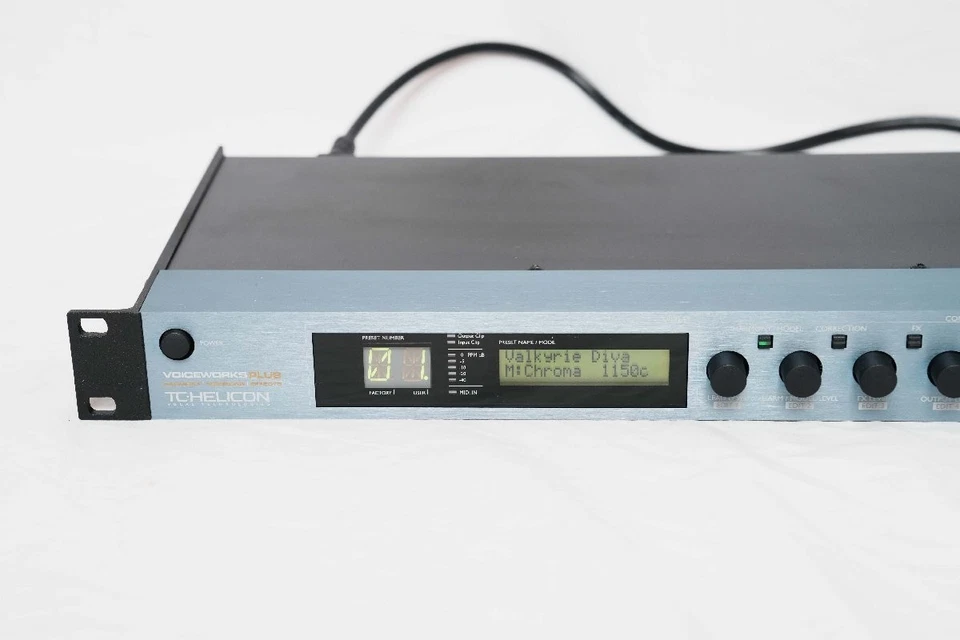 TC-Helicon VoiceWorks Plus processore vocale multieffetto armonia usato - Image 2 of 4