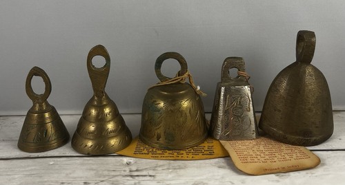 Vintage Messing Glocken graviert Glocken von Sarna Indien 5 Stück - Bild 5 von 7