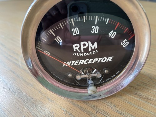 Vtg FARIA INTERCEPTOR 5000 RPM Guage Tachometer CURVED GLASS Hot Rod Marine - Picture 4 of 15