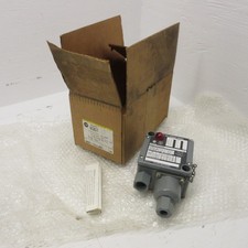 NEW Allen Bradley 836T-T253JX9 Industrial Pressure Control Switch Series A NIB