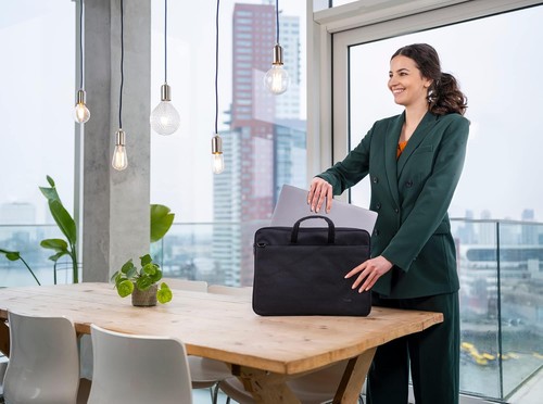 Trust Bologna Slim Eco Borsa per Laptop fino a 16", Borsa per Laptop Sostenibile - Foto 7 di 12