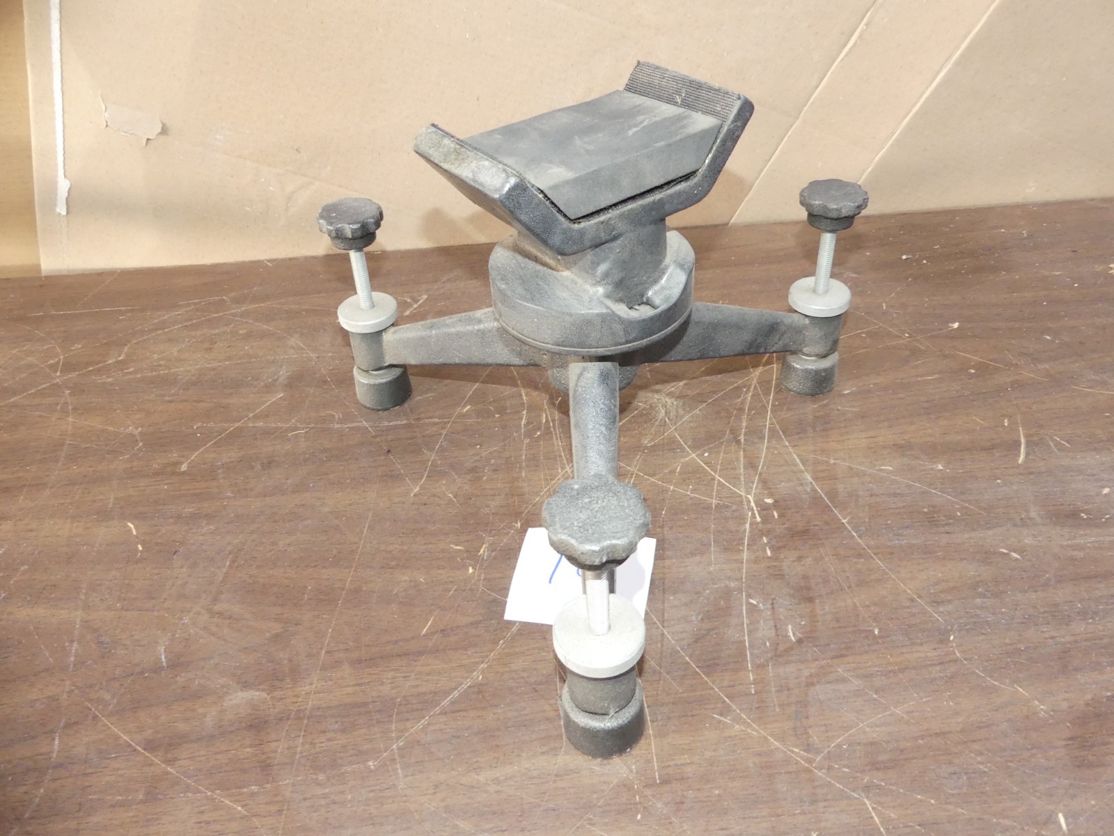 Front Shooting Rest for Big Guns with 3 point leveling