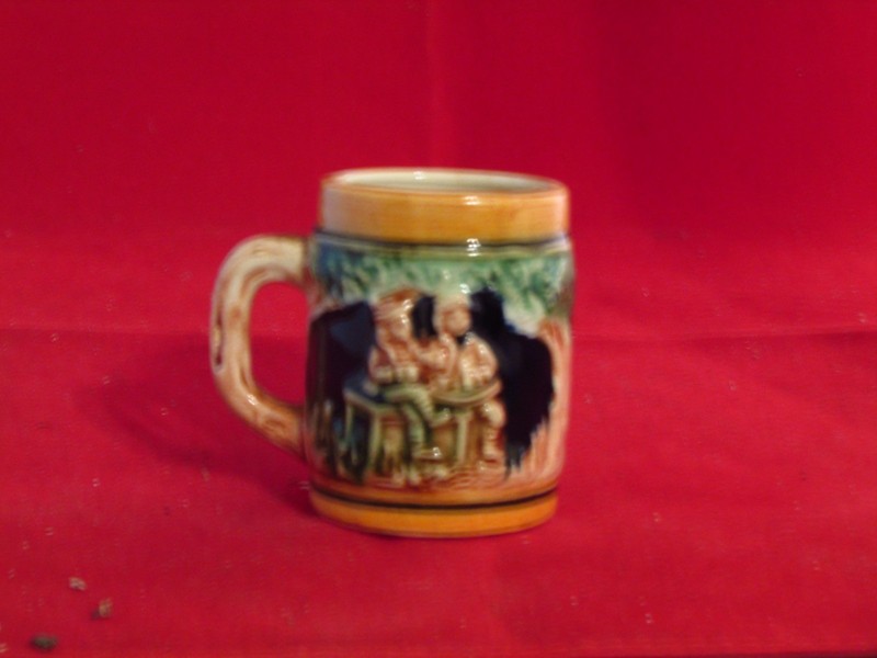 Royal Canadian Mounted Policy Pigeon River Canada Minature Mug
