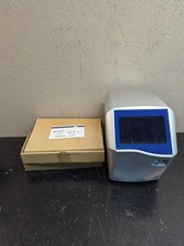 Qiagen QIAxpert Microfluidic UV/VIS Spectrophotometer RNA DNA REF 9002340
