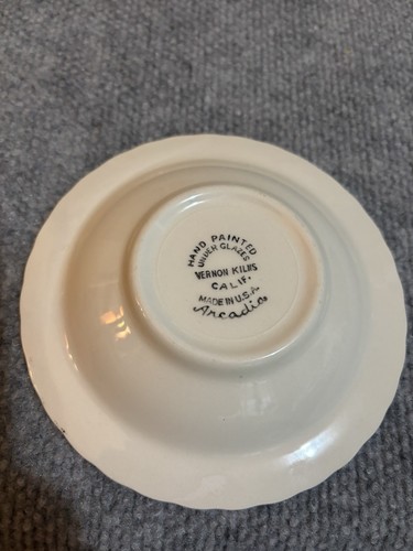 Vernon Kilns Arcadia set of 3 Fruit/Dessert Bowls + one coffee cup - Picture 2 of 2