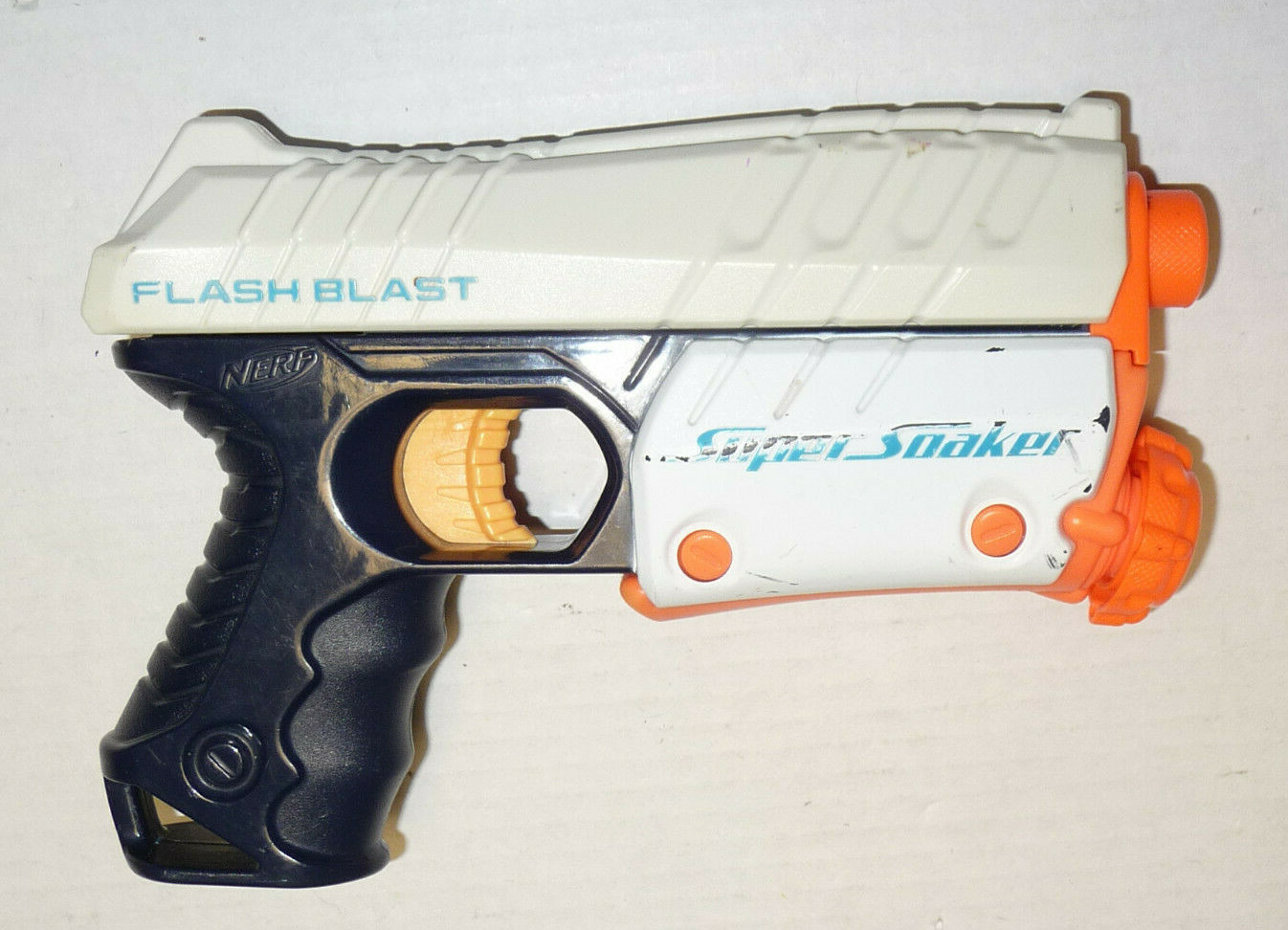 super soaker flash blast