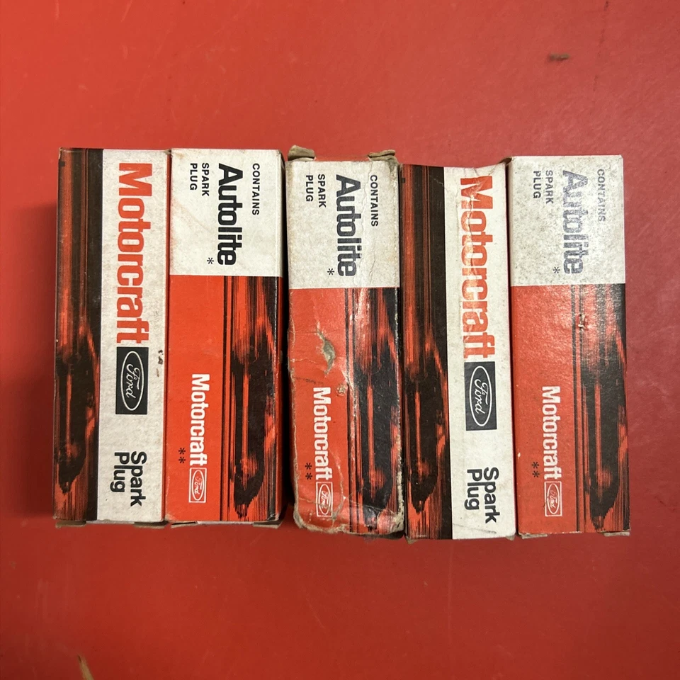 Bujía Motorcraft AR52-6 AR526 AR52 6 NUEVO DE STOCK (paquete de 10) Foto 3 de 3