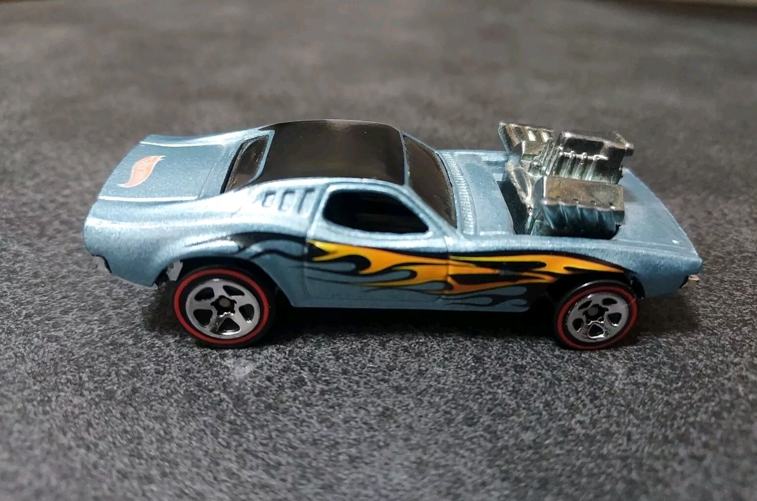 Picture 2 of 6