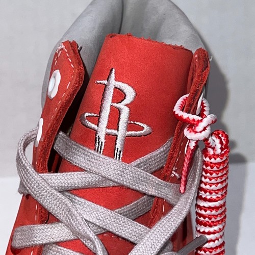 Stivali premium ragazzi rossi Timberland NBA Houston Rockets taglia 6Y A2485 200 grammi - Foto 8 di 20