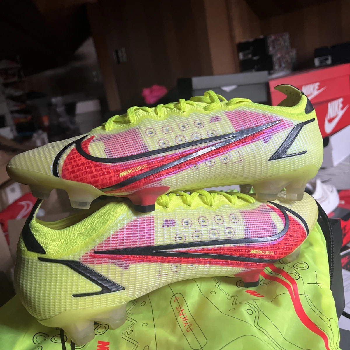 Preços baixos em Nike Mercurial Vapor 14 Elite FG Motivation Pack