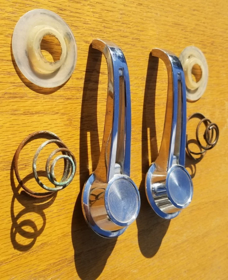 Abridores de manijas de puerta parte Pontiac Grand Prix 1963 y Bonneville GTO Chevrolet Foto 4 de 4