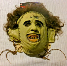 Trick or Treat Studios Texas Chainsaw Massacre Leatherface Latex Deluxe Mask NWT