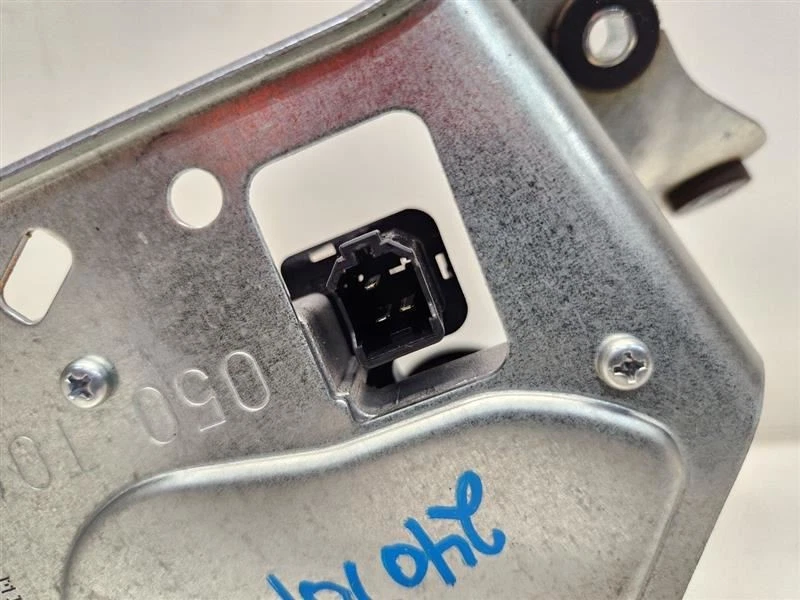 Motor limpiaparabrisas trasero Honda CR-V (EX) 2012-16 Foto 3 de 4