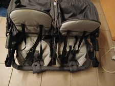 hauck kinderwagen twin,zum einklappen ,gummi reifen.farbe grau schwarz