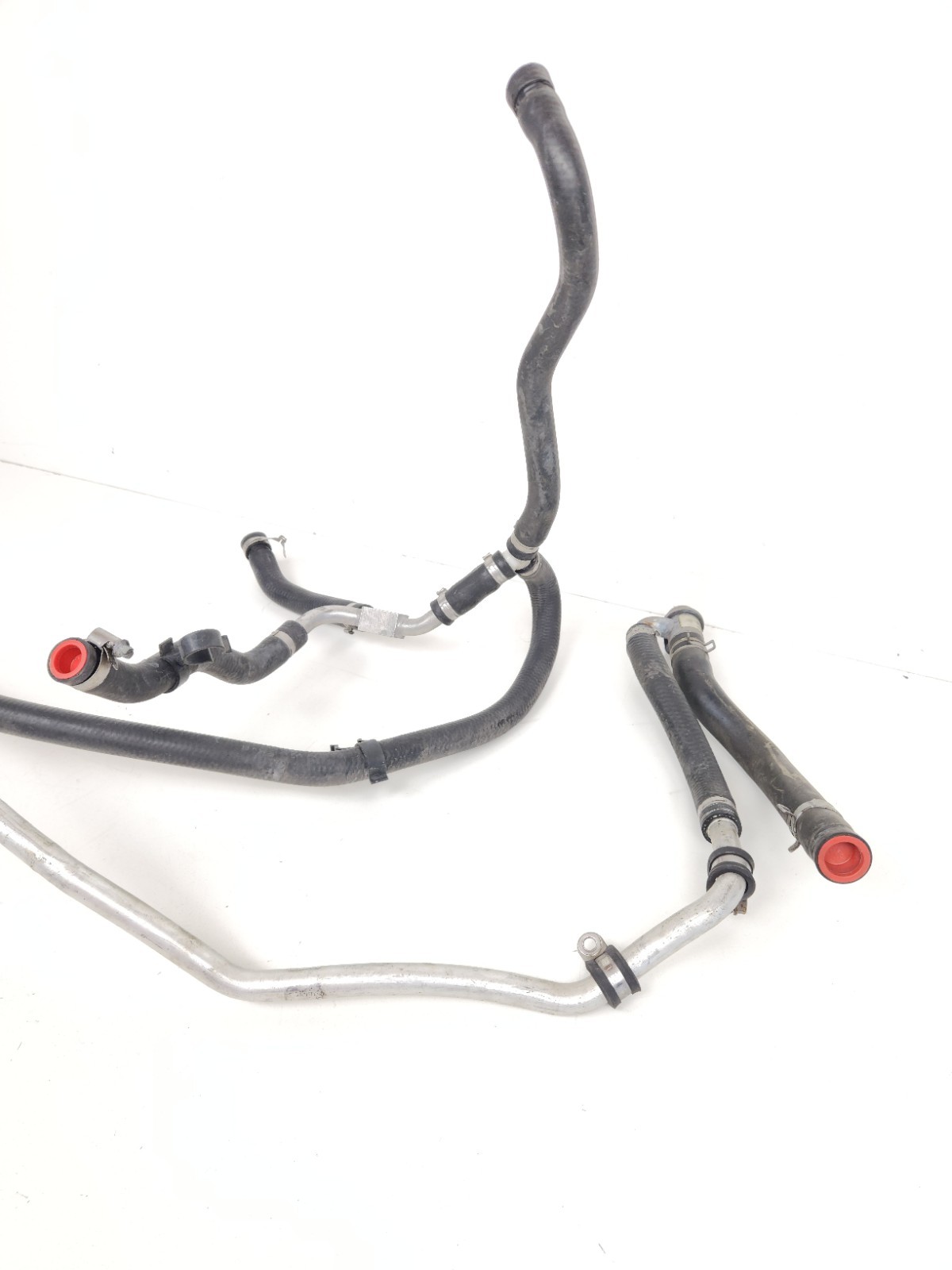 2012-2014 MCLAREN MP4-12C 650S TRANSMISSION WATER COOLANT PIPE HOSE LINE OEM