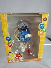 2008 TREVCO M&M NASCAR #18 RACING COLLECTIBLE ORNAMENT 4" TALL IN BOX